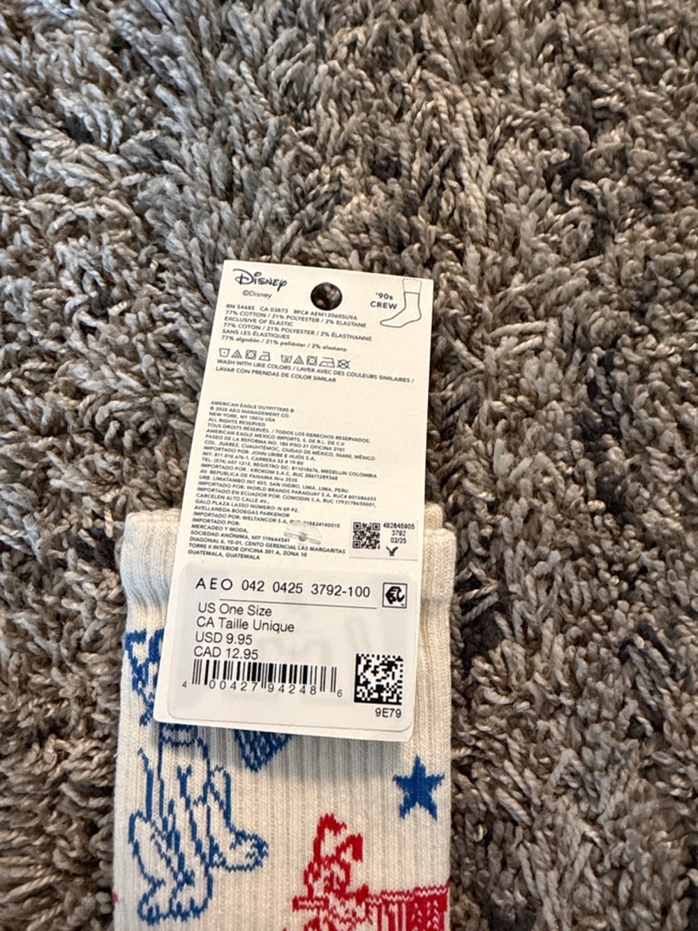 American Eagle Outfitters White Crew Socks with Red & Blue Flag Pluto Design - Picture 3 of 4